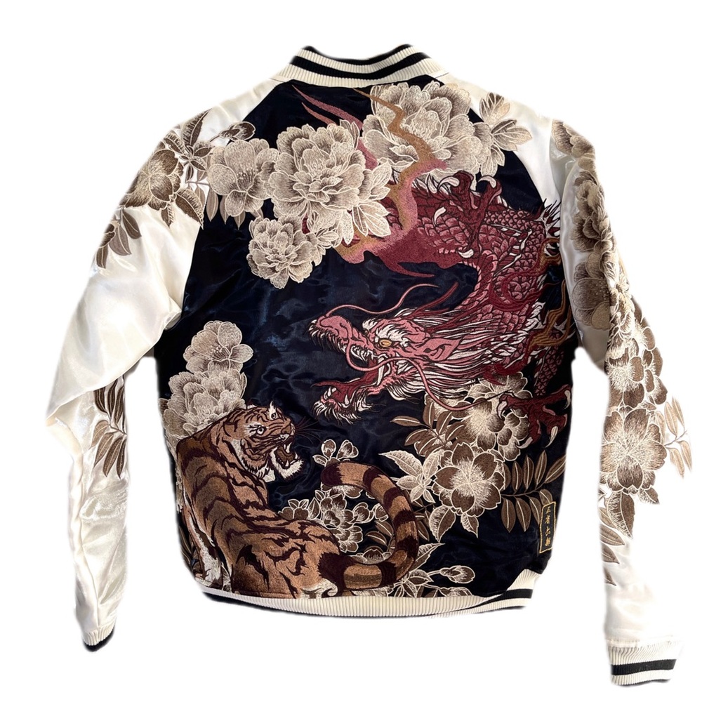 Sukajan Dragon Fighting Tiger motif silk bomber jacket